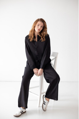 Костюм жіночий